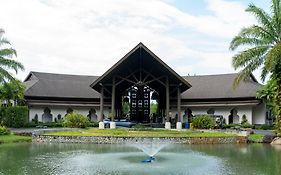 บียอนด์ รีสอร์ท เขาหลัก (SHA Extra Plus)